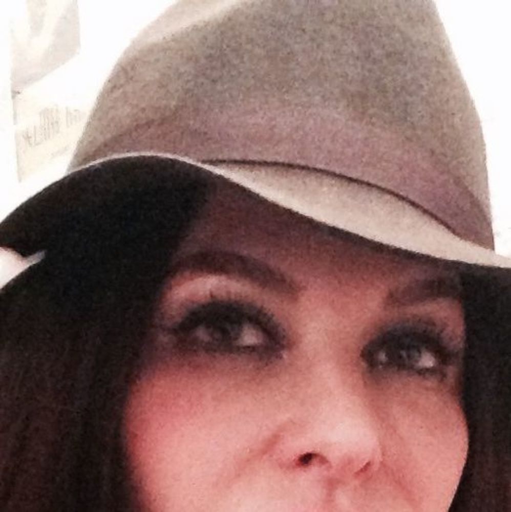 Meet your Posher, Julie